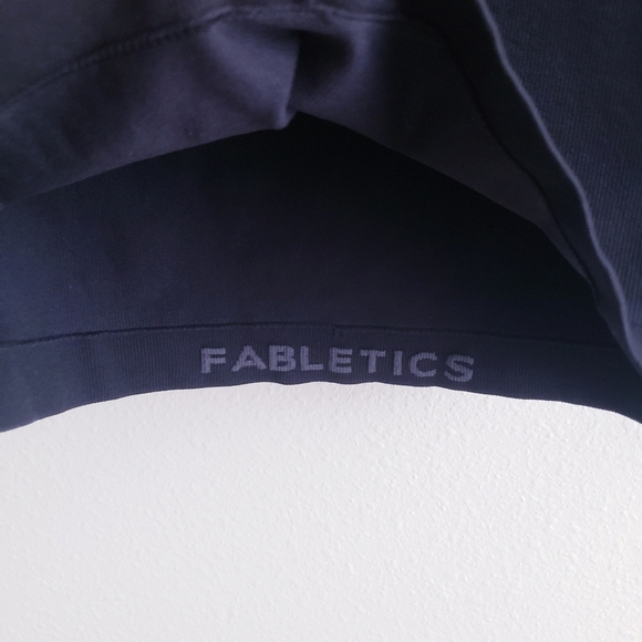Fabletics Isabella Seamless Long Sleeve Perforated Athletic Top - Picture 9 of 10